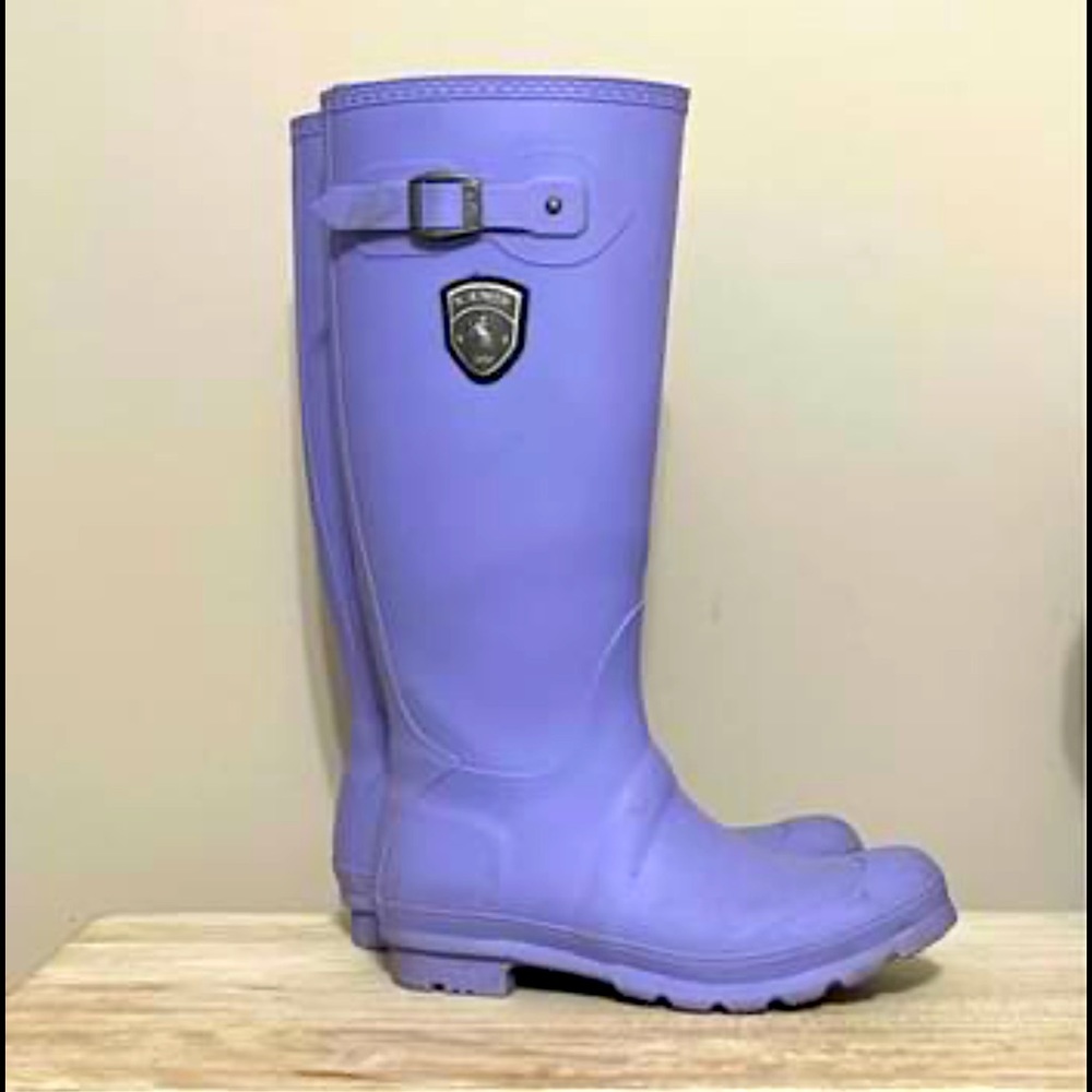 Kamik rain boots